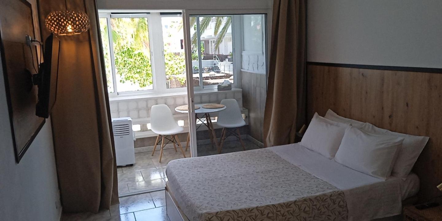Hand Made Suite Arona  Exterior photo